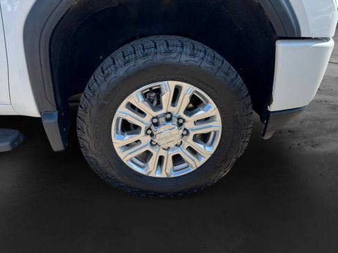 Used 2022 GMC Sierra 3500 Denali w/ Denali Ultimate Package AWD/4WD image 13
