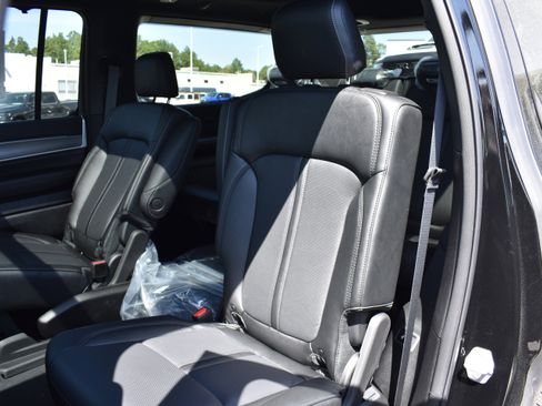 New 2026 Jeep Grand Wagoneer Limited AWD/4WD image 28