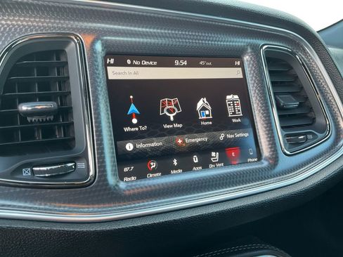 Used 2019 Dodge Challenger SRT Hellcat Redeye image 12