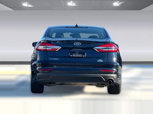 Used 2020 Ford Fusion SE image 9
