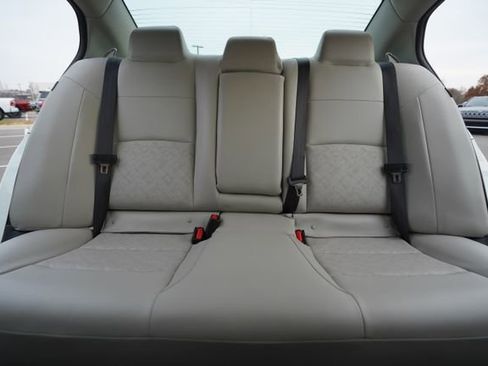 Used 2024 Nissan Altima 2.5 SL image 34