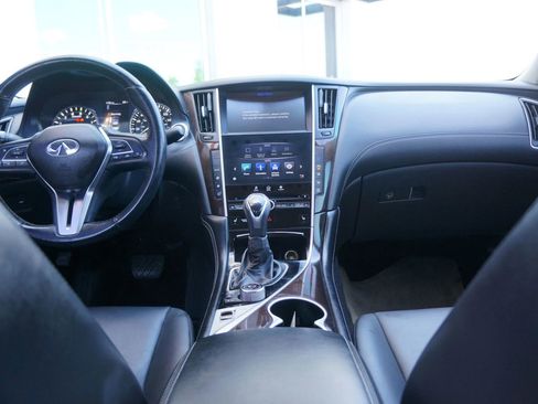 Used 2019 INFINITI Q50 Luxe w/ Essential Package (3.0T Luxe) image 32