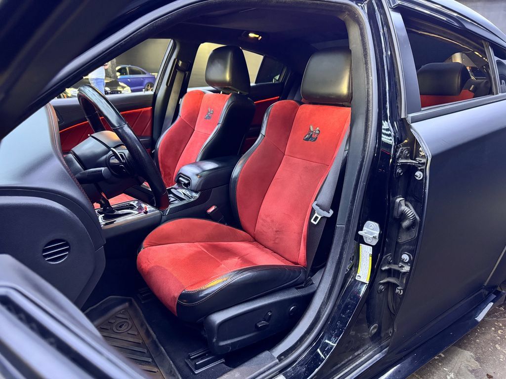 Used 2022 Dodge Charger Scat Pack RWD image 11