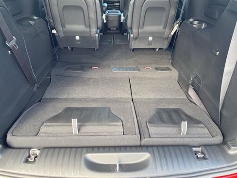 New 2026 Chrysler Pacifica Select image 37