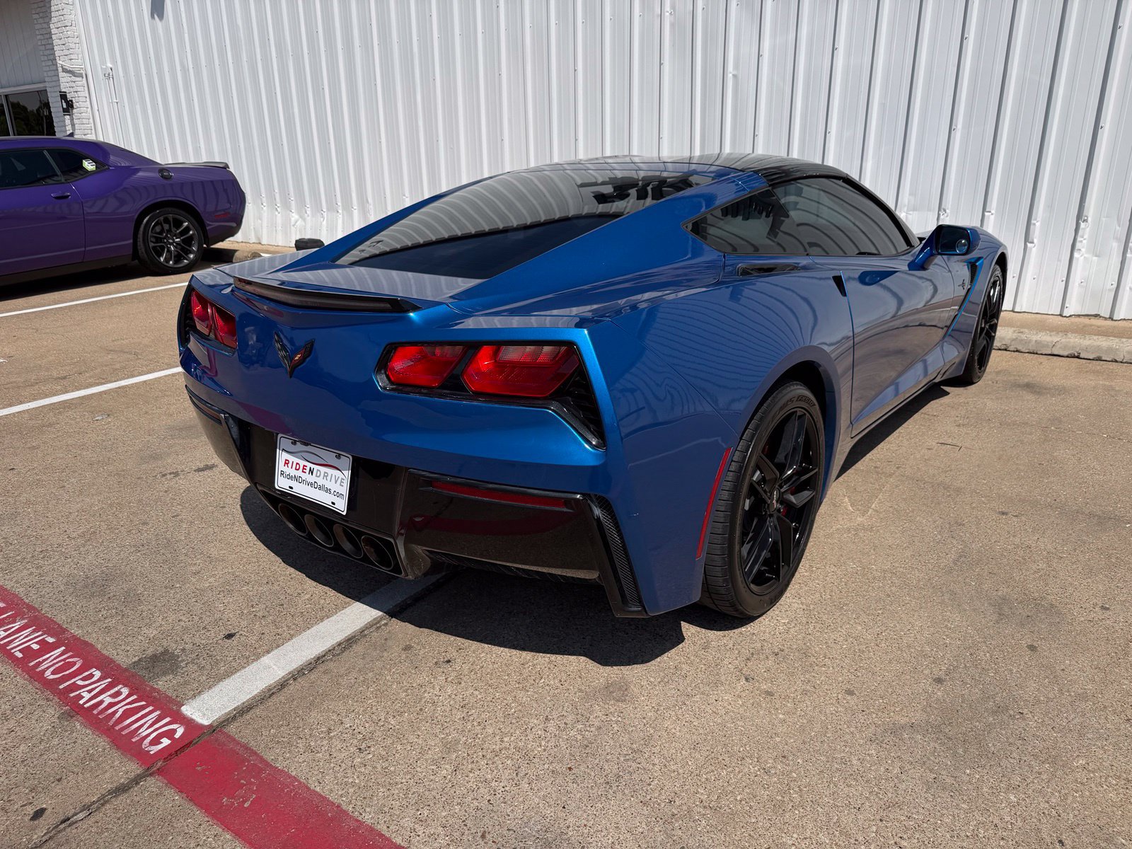 Used 2016 Chevrolet Corvette Stingray Coupe w/ 2LT Preferred Equipment Group RWD image 7