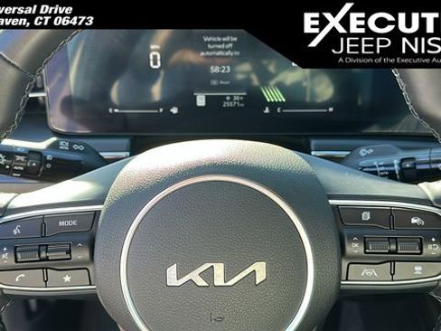 Used 2025 Kia K5 GT-Line image 10