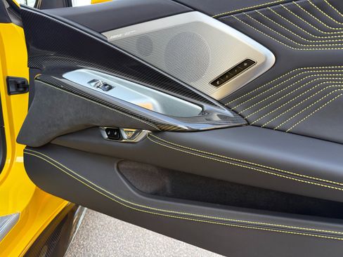 Used 2026 Chevrolet Corvette ZR1 w/ ZR1 Carbon Fiber Aero Package image 45