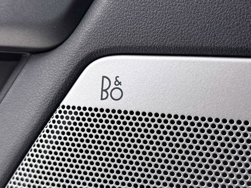 Used 2024 Ford F250 Lariat w/ Lariat Ultimate Package image 7