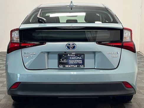 Used 2021 Toyota Prius XLE w/ Carpet Mat Package (TMS) AWD/4WD image 21