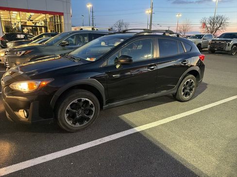 Used 2021 Subaru Crosstrek 2.0i Premium image 2