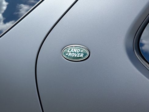 New 2026 Land Rover Discovery Limited Edition AWD/4WD image 48