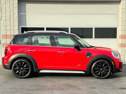 Used 2021 MINI Cooper Countryman ALL4 image 2