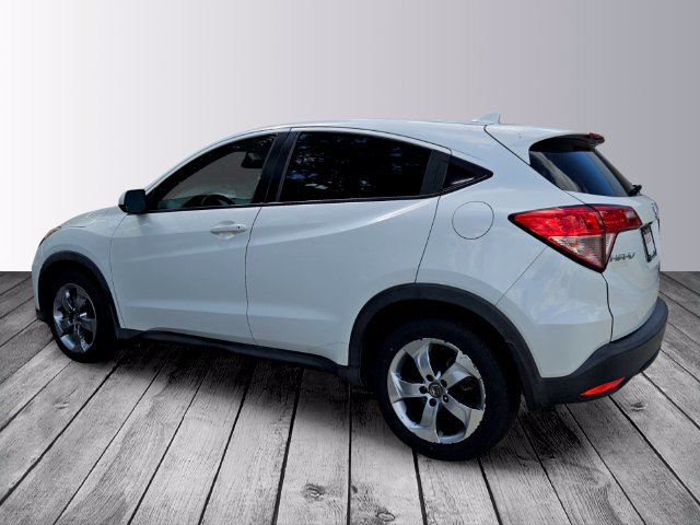 Used 2016 Honda HR-V LX image 3