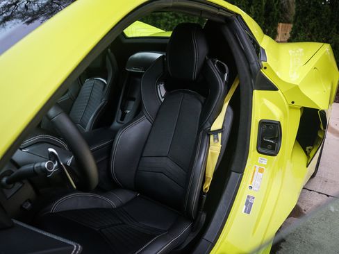 Used 2023 Chevrolet Corvette Stingray Premium Conv image 16