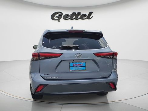 Used 2023 Toyota Highlander Limited image 6