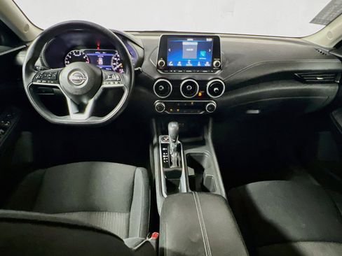Used 2024 Nissan Sentra SV FWD image 29