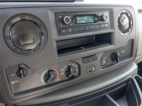 Used 2023 Ford E-350 and Econoline 350 Super Duty w/ Power Windows & Locks Group image 15