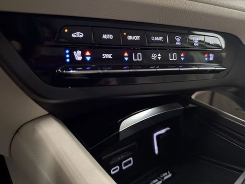 Certified 2023 Buick Envision Avenir AWD/4WD image 32