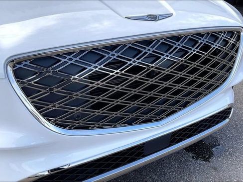 Certified 2026 Genesis GV70 2.5T AWD/4WD image 32