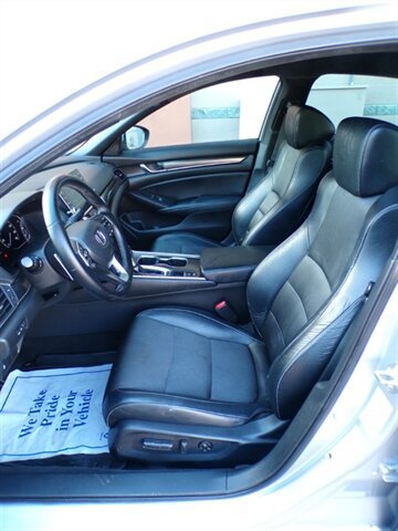 Used 2018 Honda Accord Sport image 14