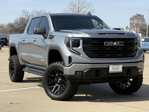 Used 2024 GMC Sierra 1500 Elevation image 2
