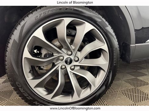 Used 2025 Lincoln Aviator Reserve AWD/4WD image 28