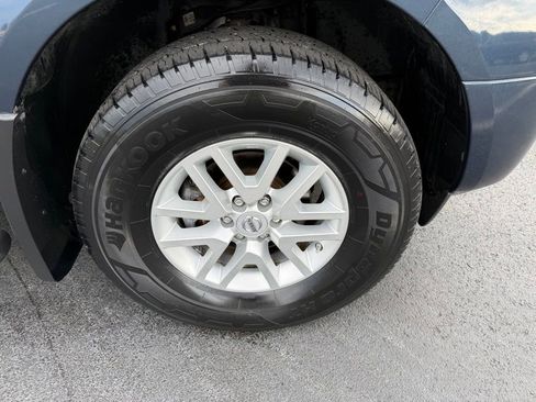 Used 2019 Nissan Frontier SV AWD/4WD image 8