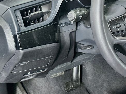 Used 2023 Lexus ES 350 w/ Accessory Package (Z1) FWD image 17