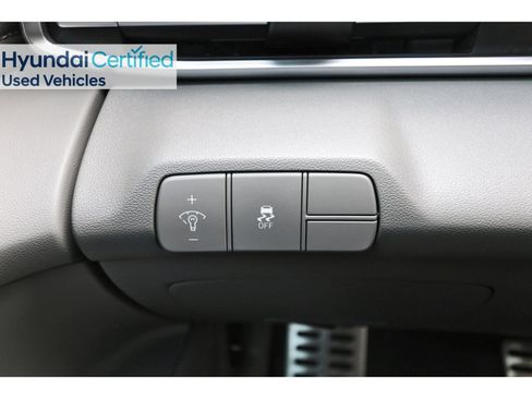 Used 2025 Hyundai Elantra Sport FWD image 22