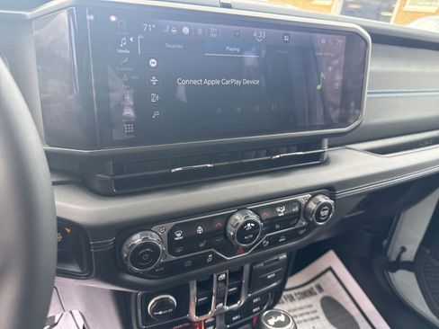 Used 2024 Jeep Wrangler Unlimited Rubicon 4xe w/ Technology Group image 18