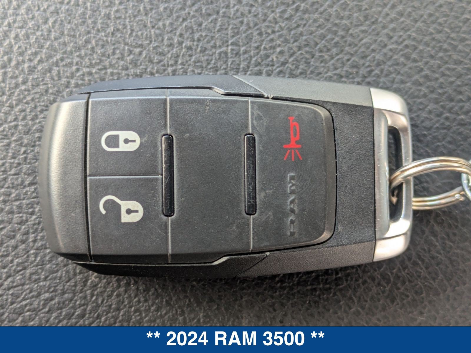 Used 2024 RAM 3500 Big Horn AWD/4WD image 36