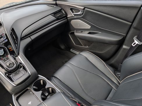 Certified 2025 Acura RDX SH-AWD w/ Advance Package image 11