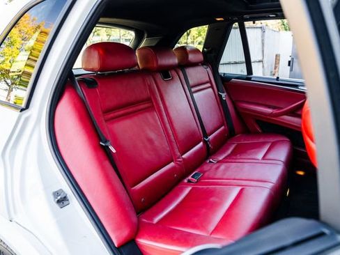 Used 2012 BMW X5 M image 77