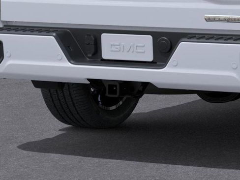New 2026 GMC Sierra 1500 Elevation image 38
