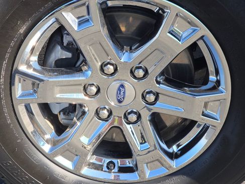 Used 2021 Ford F150 XLT w/ Equipment Group 302A High AWD/4WD image 10