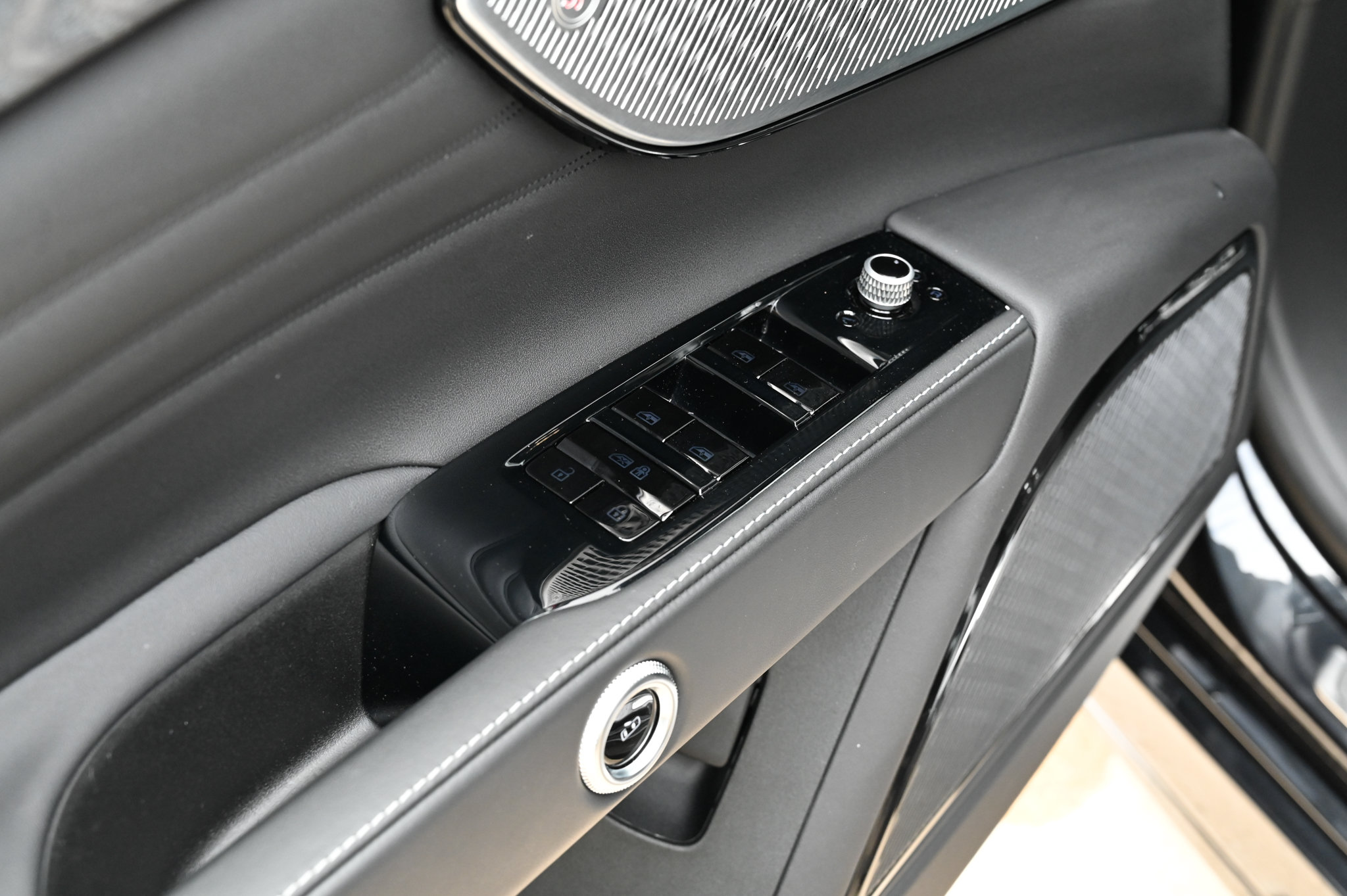 New 2025 Maserati Grecale Modena AWD/4WD image 21