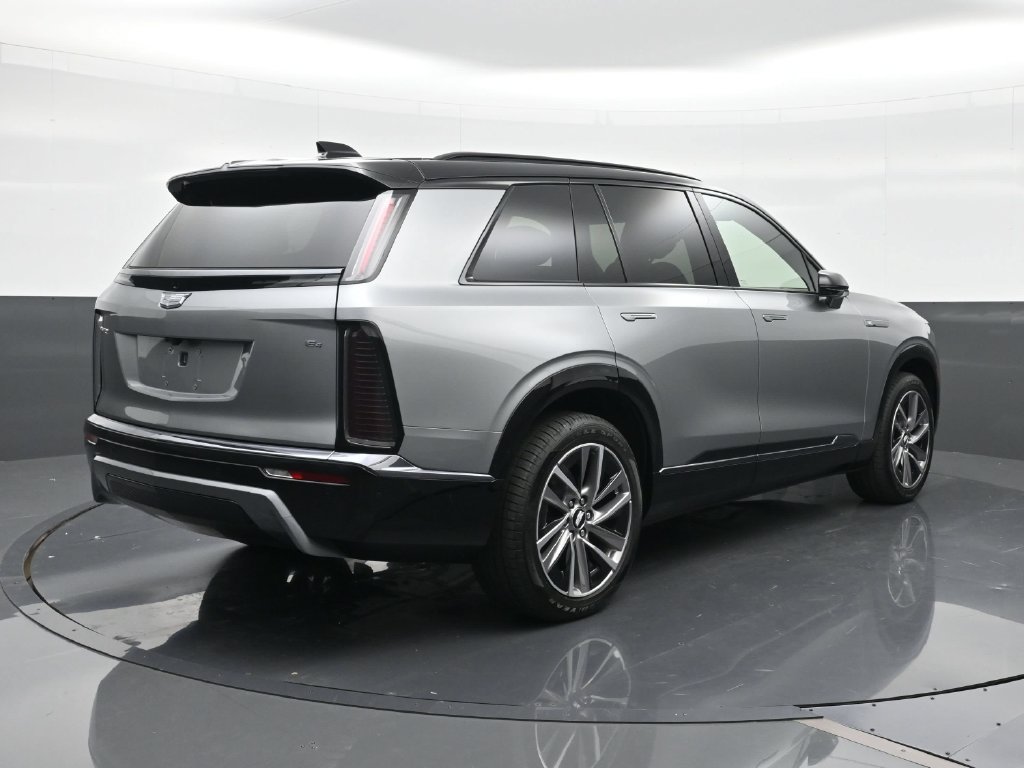 Certified 2027 Cadillac Vistiq Sport AWD/4WD image 14