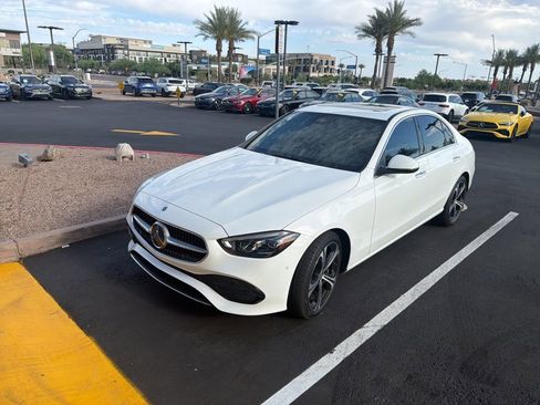 Used 2025 Mercedes-Benz C 300 Sedan image 2