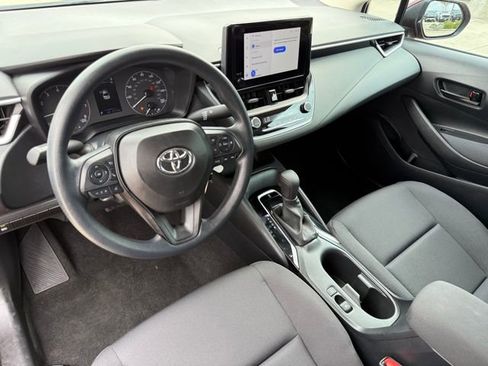 Used 2024 Toyota Corolla LE image 12