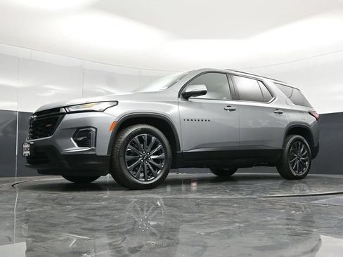 Used 2023 Chevrolet Traverse RS w/ LPO, Floor Liner Package AWD/4WD image 67