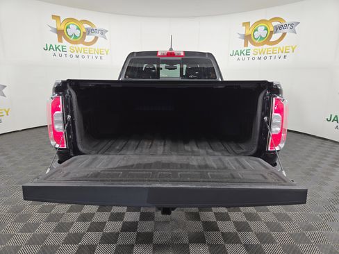 Used 2016 GMC Canyon SLE w/ All Terrain Package image 31