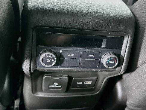 Used 2021 GMC Acadia SLE w/ Driver Convenience Package FWD image 28