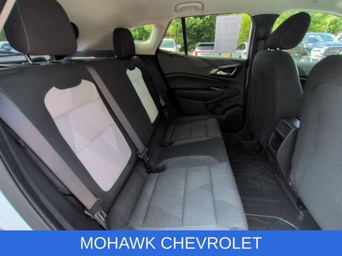 Used 2024 Chevrolet Trax LS w/ LS Convenience Package FWD image 26