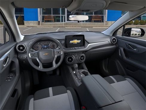 New 2025 Chevrolet Blazer LT w/ Midnight/Sport Edition image 15