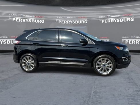 Used 2018 Ford Edge Titanium w/ Equipment Group 302A AWD/4WD image 9