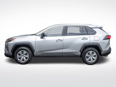 Certified 2025 Toyota RAV4 LE AWD/4WD image 10