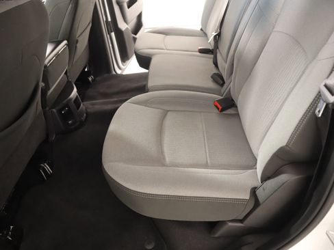 Used 2024 RAM 2500 Big Horn w/ Bed Utility Group image 11