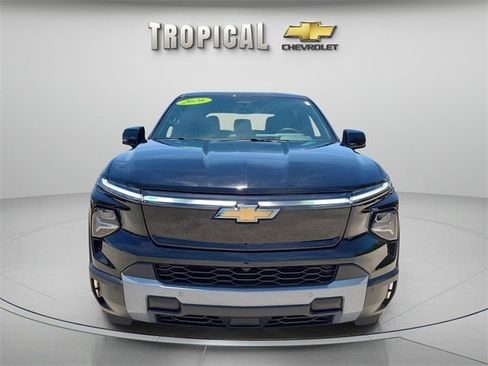 New 2026 Chevrolet Silverado EV LT image 8