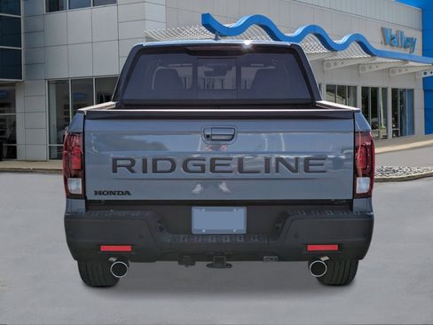 New 2026 Honda Ridgeline Black Edition image 4