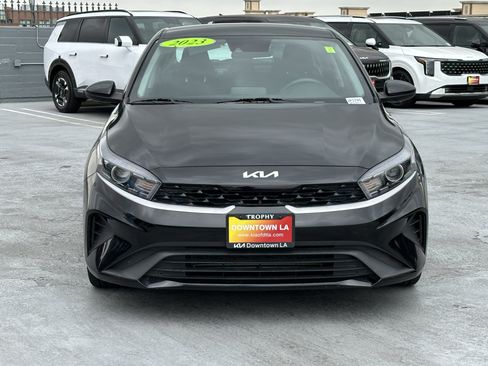 Certified 2023 Kia Forte LXS FWD image 12